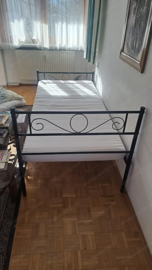 Einzelbett Bild 2