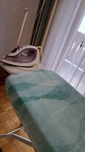 Bügelbrett + Bügeleisen (Philips) Bild 2
