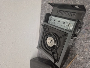 Campingkocher Piezo-Zündung + 2 Gaskartuschen  Bild 3