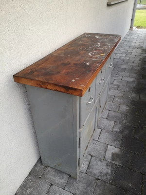 Schrank aus Vollholz  zu verschenken Bild 2