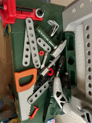 Kinder Werkbank Bild 2