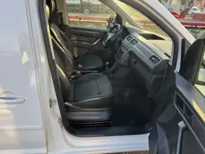 VW Caddy Bild 9