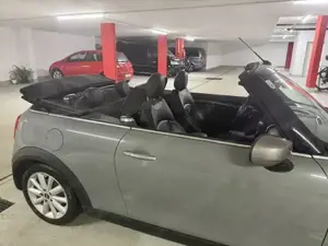 Mini Cooper Cabrio Bild 2