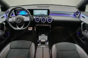 Mercedes-Benz CLA 200 d 4MATIC Shooting Brake ACC Night Sport Bild 6