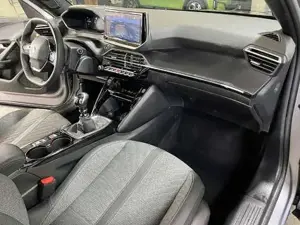 Peugeot 2008 Bild 16