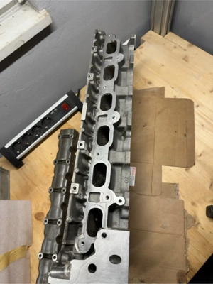 BMW N54b30 Zylinderkopf Bild 2