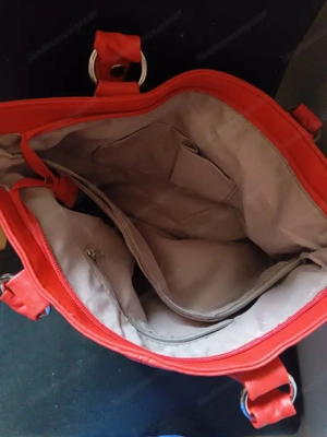Damen Umhängetasche. Rot.  Bild 3