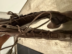 Lederstiefel braun mit Absatz  Bild 2