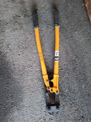 verkaufe Bolzenschneider Bild 2