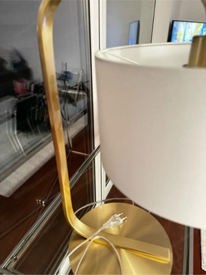 Novel Tischleuchte Bild 2