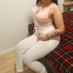 Hey, hallo, ich bin neu in eurer Stadt.