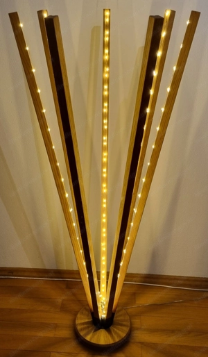 Wohnzimmerlampe, Holzstäbe mit LED Bild 4