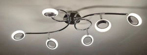 Deckenlampe verchromt mit 6 dreh- und Kippbaren LED-Kreisen Bild 3