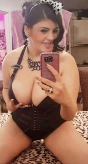 Zärtliche massorin  Angela Bild 3