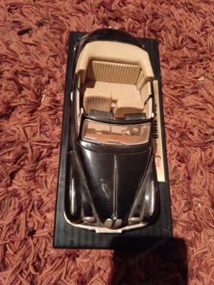 Modellauto BMW 502 1955 Bild 2