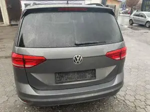 VW Touran Bild 3
