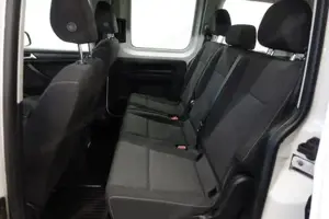 VW Caddy Bild 12