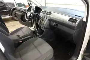 VW Caddy Bild 10