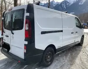 Opel Vivaro Bild 2