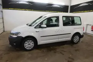 VW Caddy Bild 17