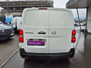 Opel Vivaro Bild 10