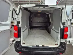 Opel Vivaro Bild 12