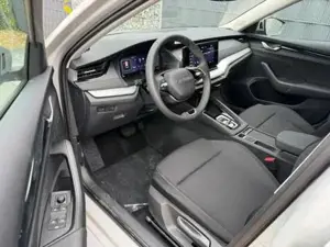 Skoda Octavia Combi 2.0 TDI DSG APP SHZ AHK CAM 110 kW (150 PS), Au... Bild 5