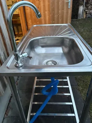 Edelstahl Spültisch mit Spüle & Armatur Bild 2