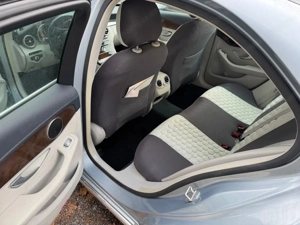 Mercedes C220  Bild 7
