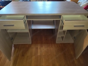 schreibtisch Bild 2