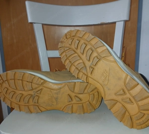 NIKE , Größe 43 und Größe  44,5, je Paar 15,- Bild 3