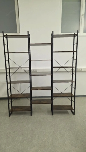 Fast geschenktes Regal Bild 3