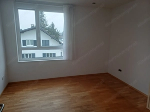 3-Zimmer-Dachgeschoß-Wohnung Bild 9