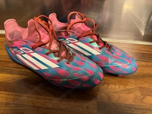 Fussballschuhe zu verkaufen 