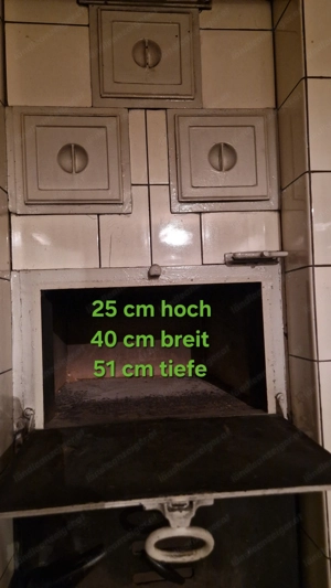 Kachelofen mit Sitzbank Bild 8