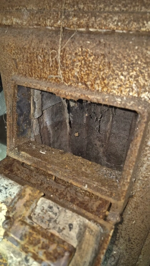 Alter Holzofen   Gusseisenofen   rustikal,  Bild 4