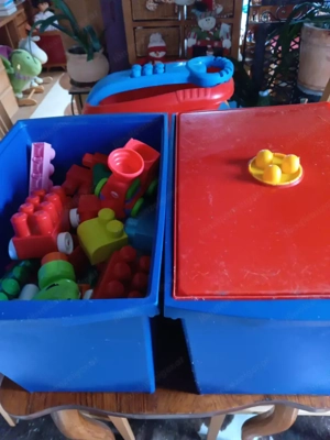 Mega Blocks & Mega Blocks Sauger  Bild 5