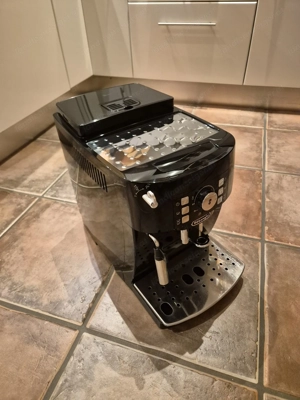 Kaffee Vollautomat DeLonghi Magnifica S Bild 2