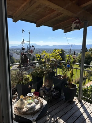 Altbau Dachgeschosswohnung mit Balkon, Garten, Stauraum, Garage Bild 7