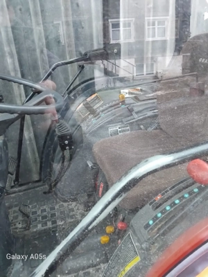 Traktor Kubota  Bild 3