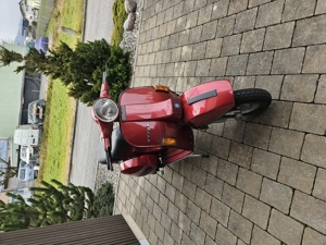 Vespa P200E Bild 4