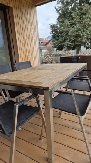Schöne Gartengarnitur - Tischplatte aus Teakholz Bild 2