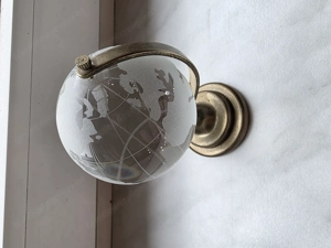 Dekorativer Glasglobus   Tischglobus   Metallfuß