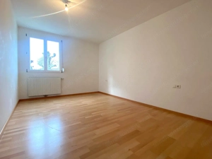 Sanierte 3-Zimmer Gartenwohnung mit Garage, Terrasse, Garten und Keller in Top-Lage! Bild 5