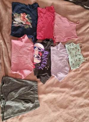 Mädchenkleidung gr 122