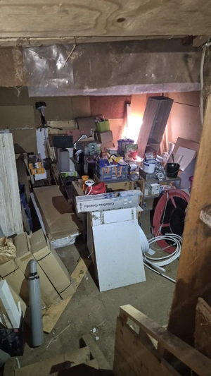 Flohmarkt-Typen aufgepasst   private Stall-, Keller- & Hausräumung Bild 2