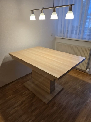 Esstisch mit oder ohne Stühle  Bild 5