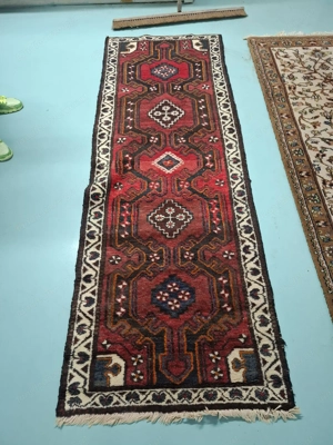 Verschiedene Persische Teppiche zu verkaufen  Bild 10