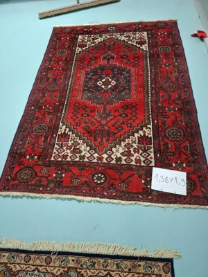 Verschiedene Persische Teppiche zu verkaufen  Bild 3