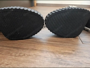 Guess Schuhe   Stiefel Bild 2